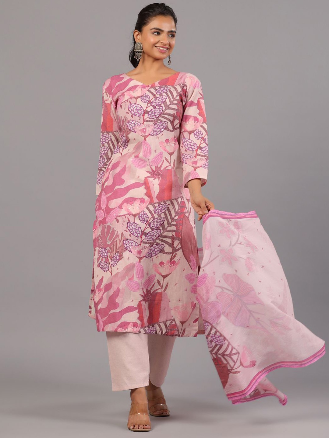 

Amchoor Floral Printed Regular Sequinned Kurta With Trousers & Dupatta, Pink