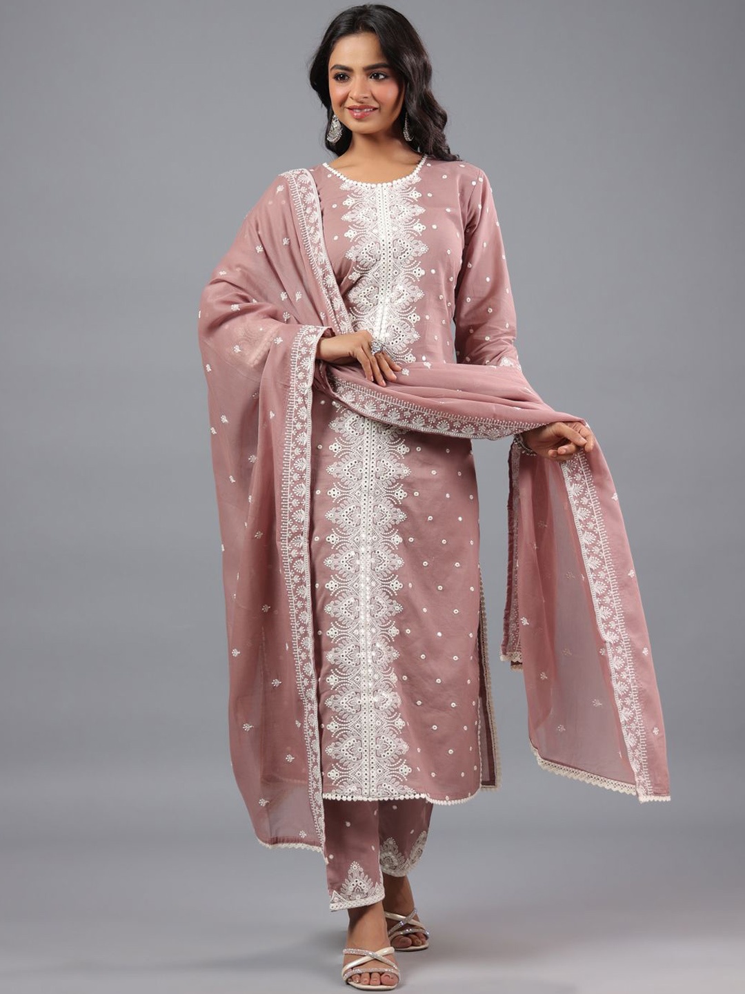 

Amchoor Floral Embroidered Straight Kurta With Trousers & Dupatta, Mauve