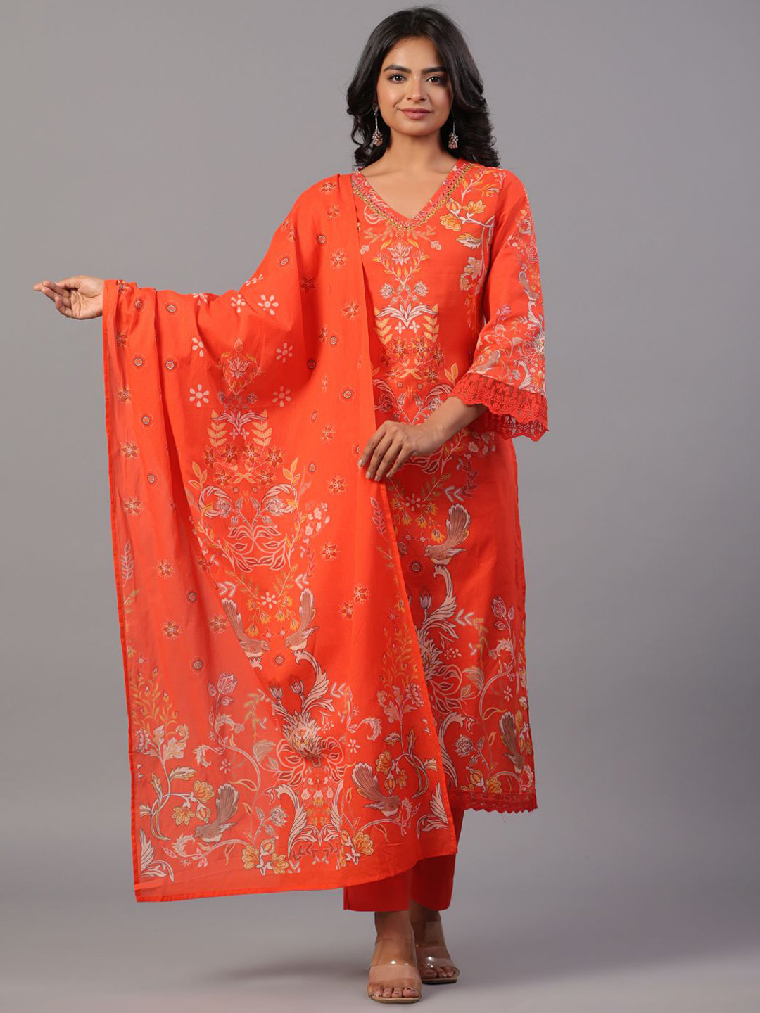 

Amchoor Floral Printed Gotta Patti Straight Kurta With Trousers & Dupatta, Red