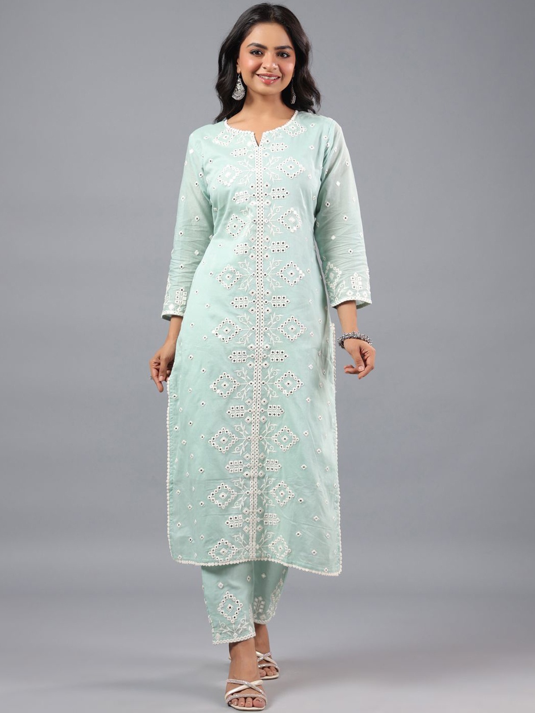 

Amchoor Ethnic Motifs Embroidered Kurta with Trousers & Dupatta, Sea green