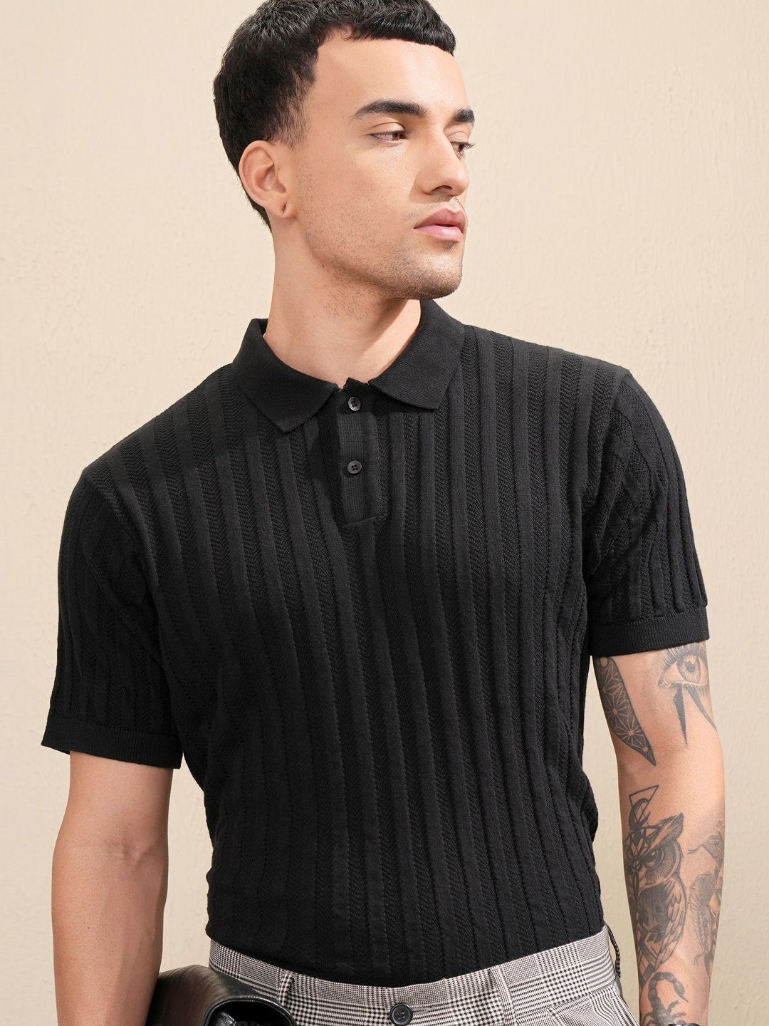 

HIGHLANDER Men Knitted Textured Polo Collar T-shirt, Black