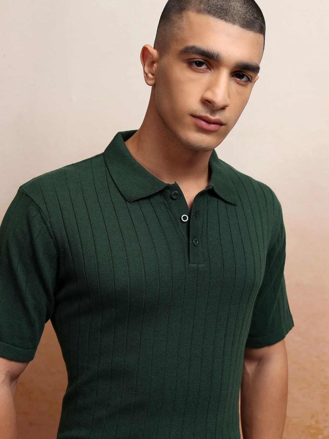 

Highlander Men Textured Relaxed Fit Knitted Polo Collar T-shirt, Green