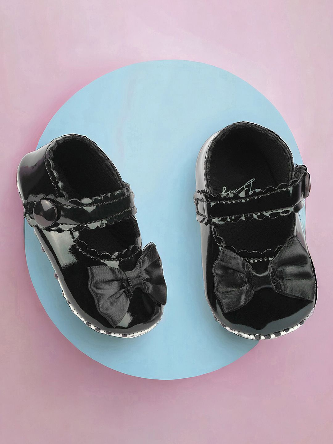 

Baby Moo Unisex Kids Booties, Black