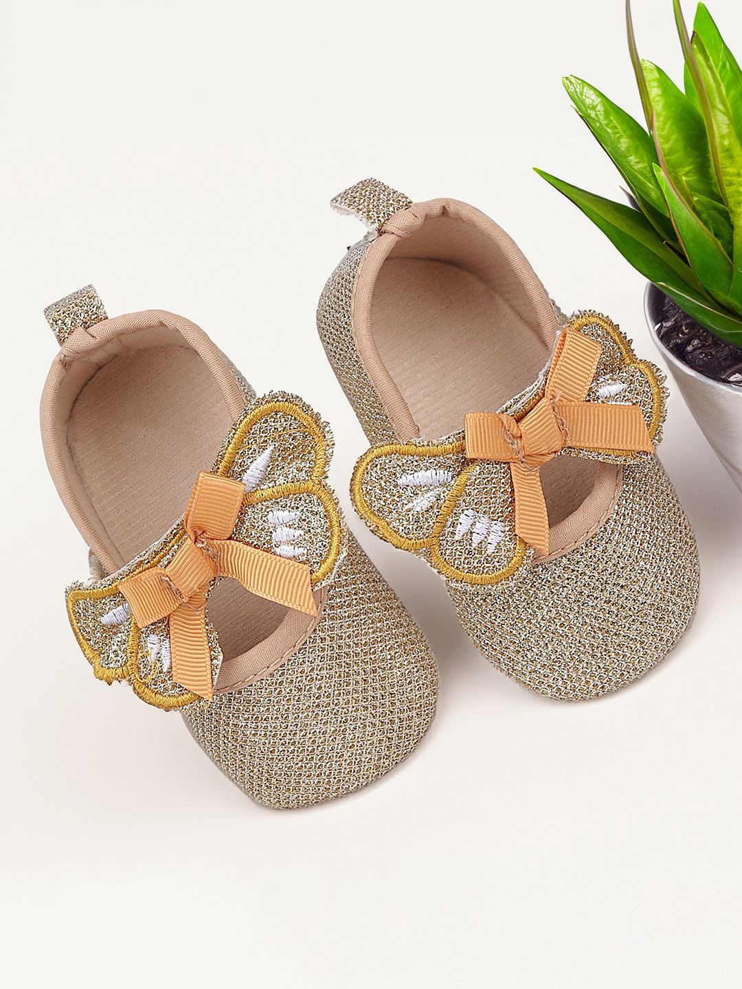 

Baby Moo Unisex Kids Cotton Booties, Gold