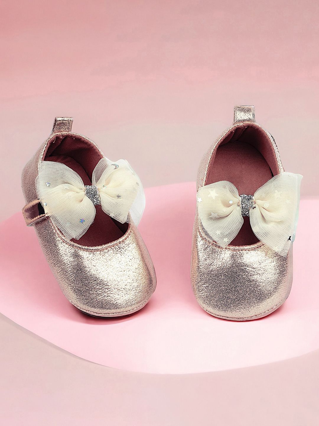 

Baby Moo Kids-Girls Bow Embellished Booties, Gold