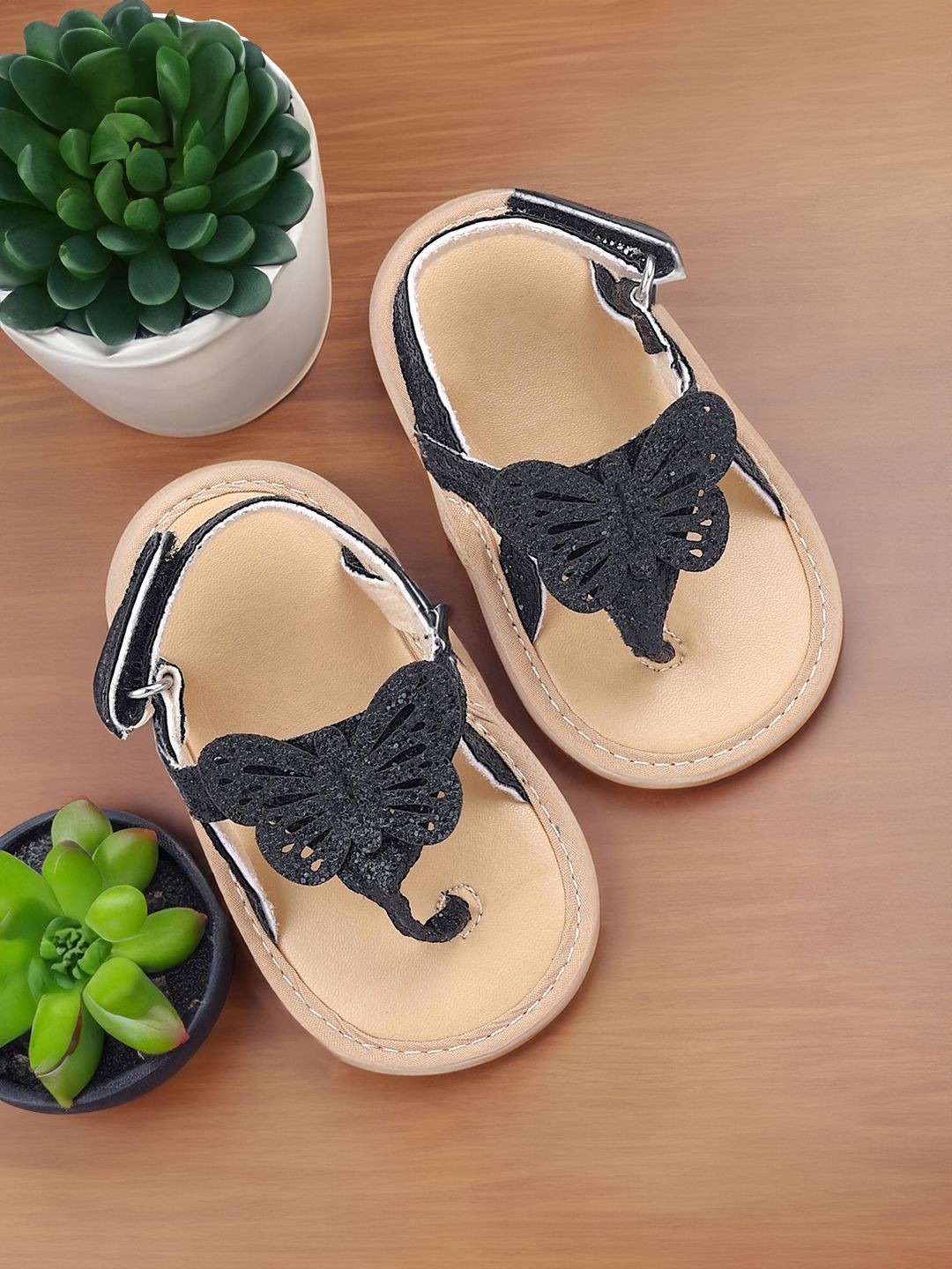 

Baby Moo Kids-Girls Butterfly Booties, Black