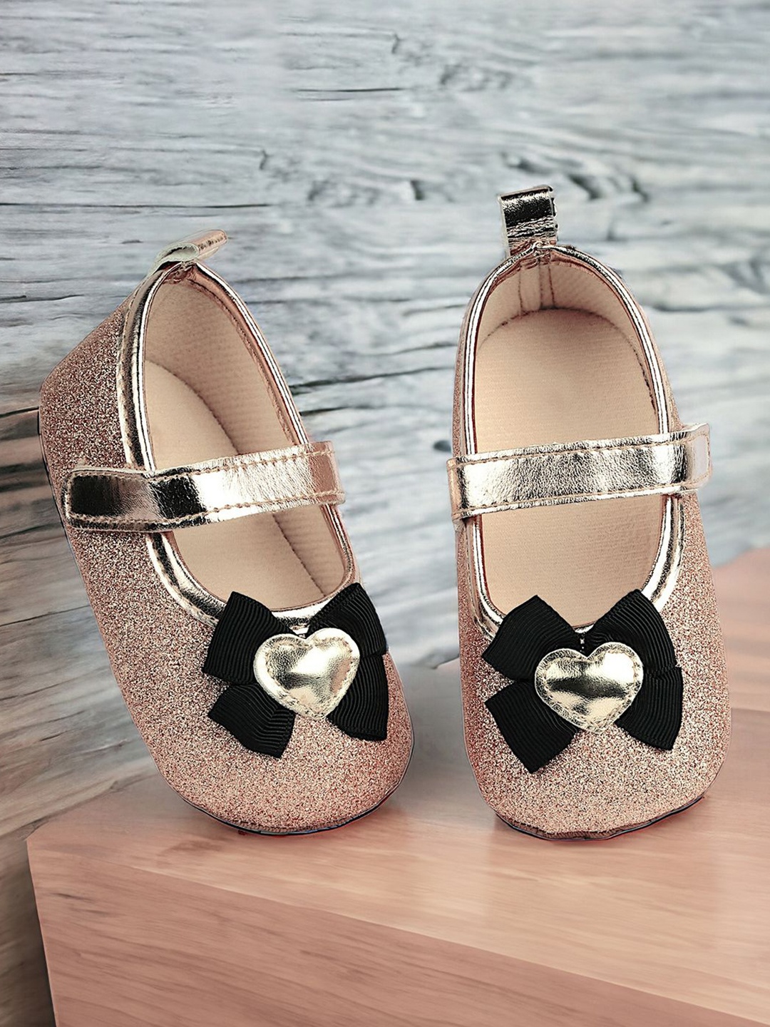 

Baby Moo Kids-Girls Bow Booties, Gold