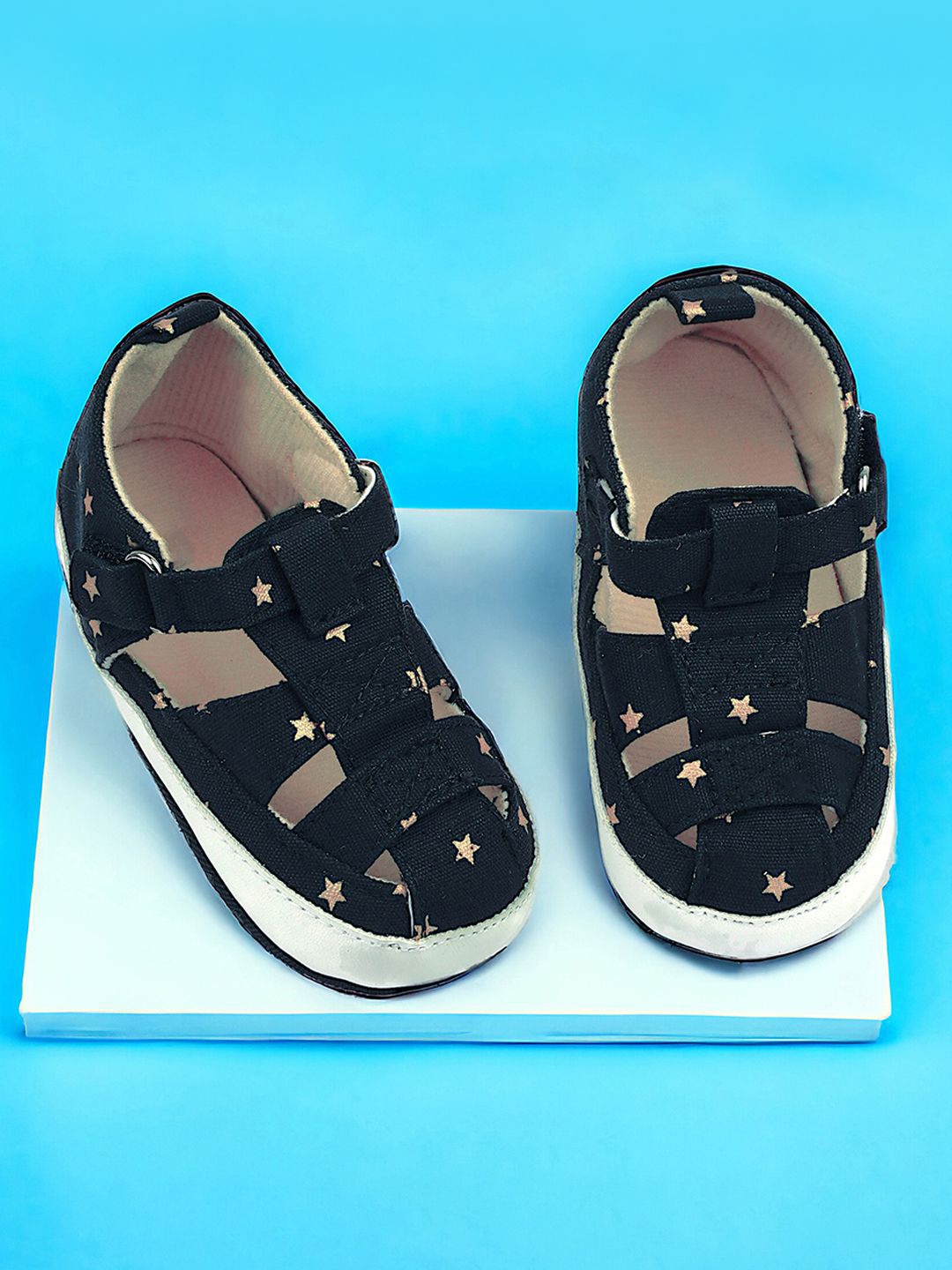 

Baby Moo Kids Cotton Booties, Black
