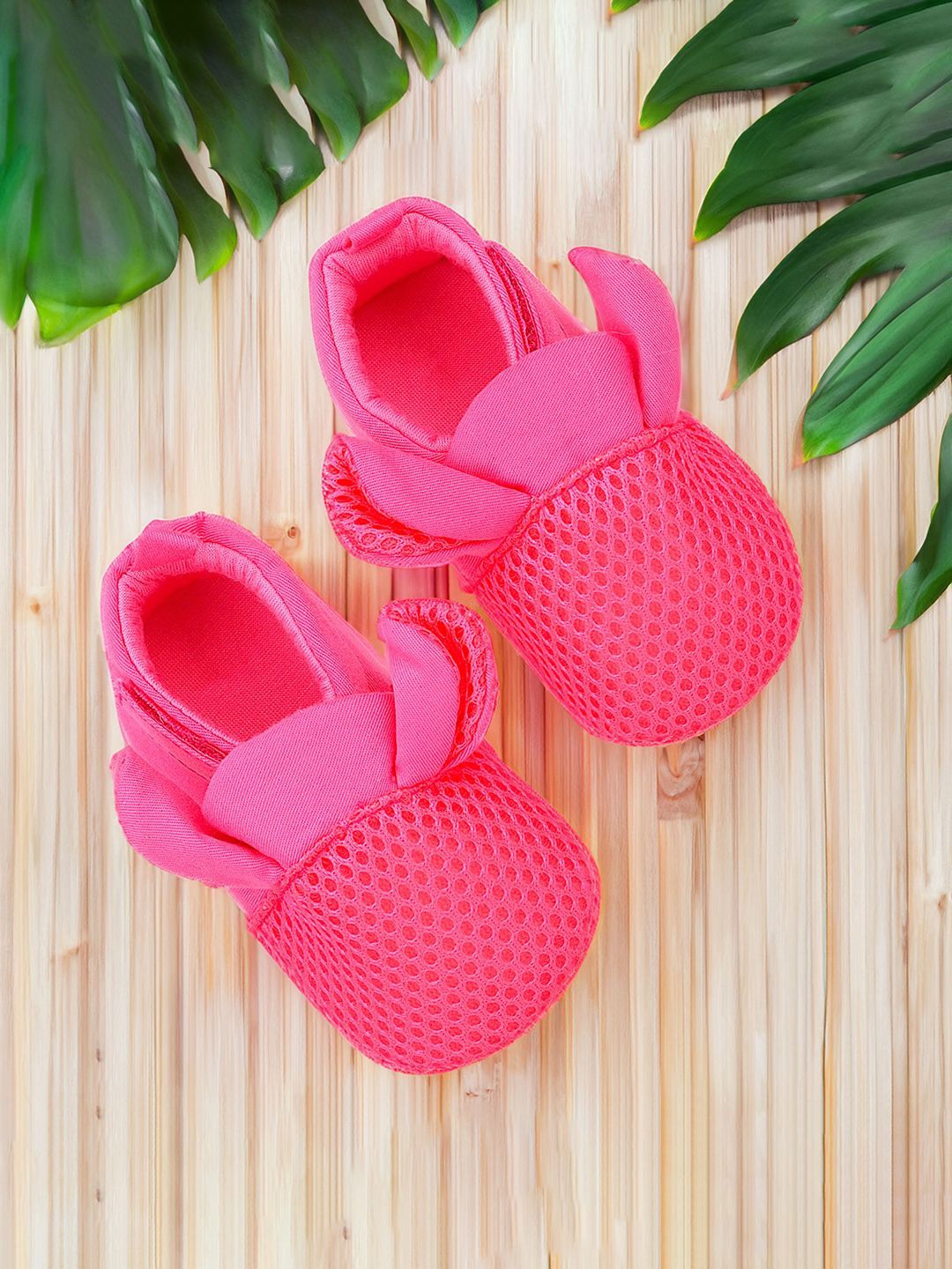 

Baby Moo Kids Cotton Booties, Pink