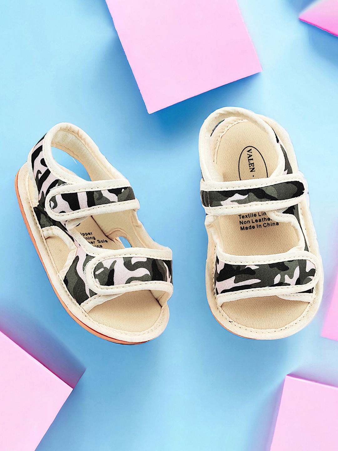 

Baby Moo Kids Camouflage Print Cotton Booties, Beige
