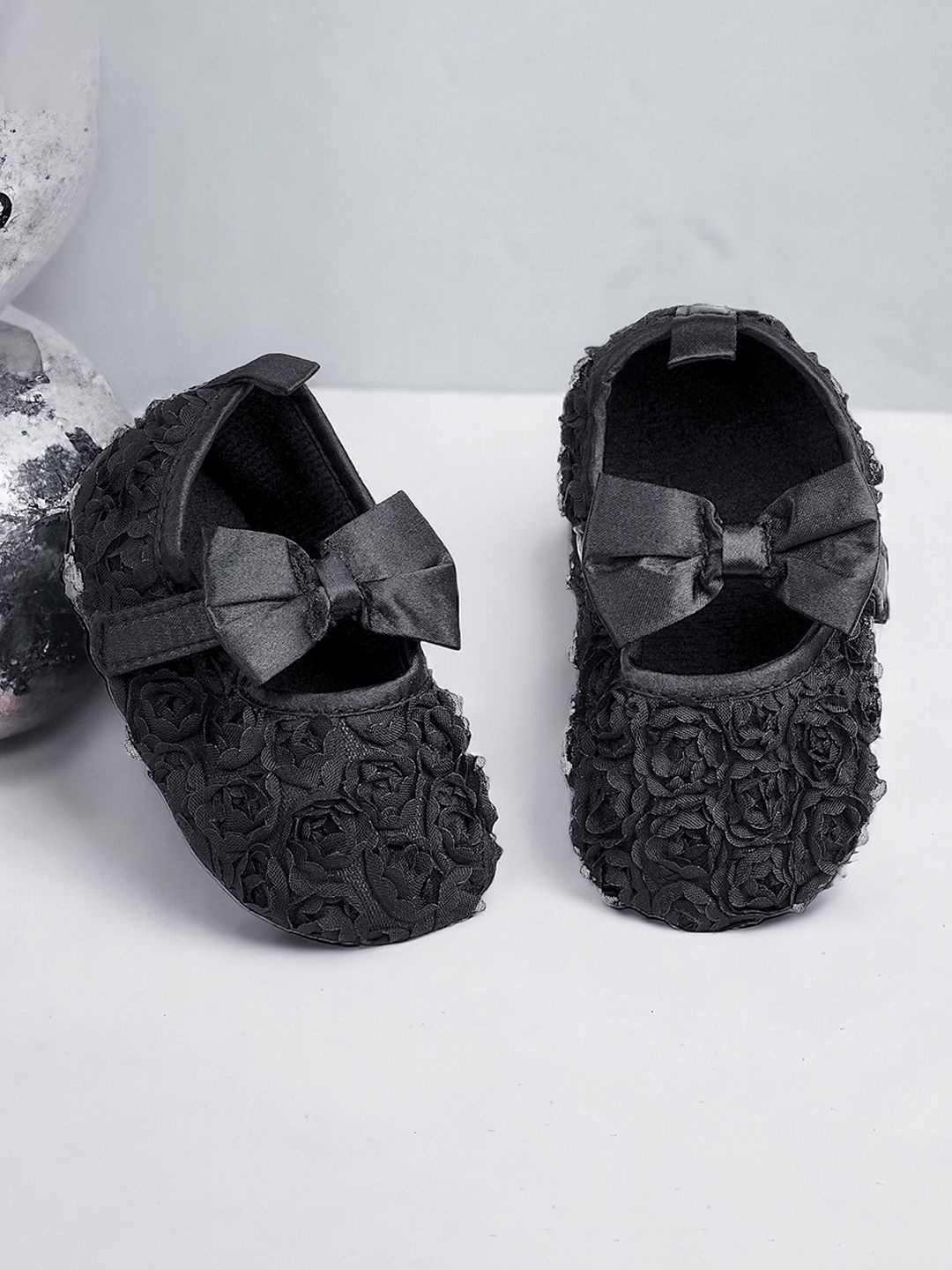 

Baby Moo Kids-Girls Floral Applique Cotton Booties, Black