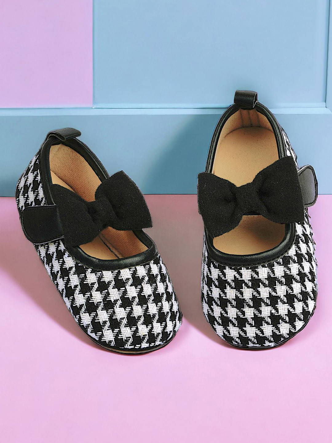 

Baby Moo Kids-Girls Bow Cotton Booties, Black