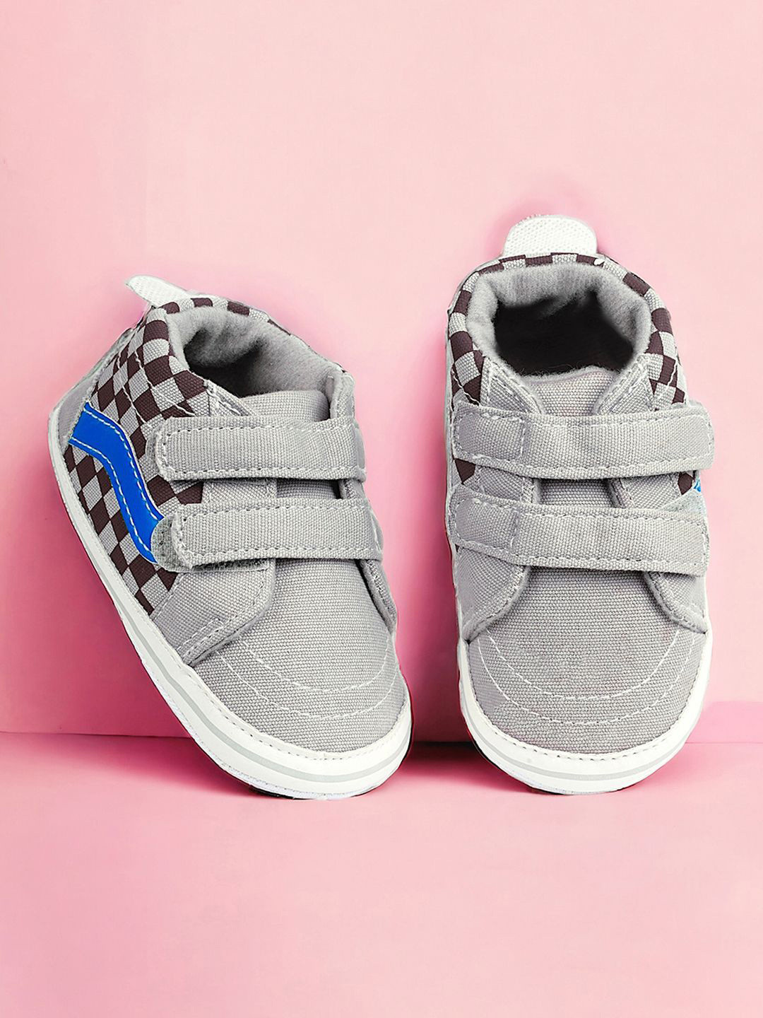 

Baby Moo Unisex Kids Cotton Booties, Grey