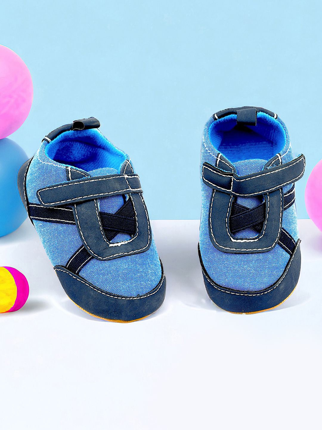 

Baby Moo Unisex Kids Cotton Booties, Blue