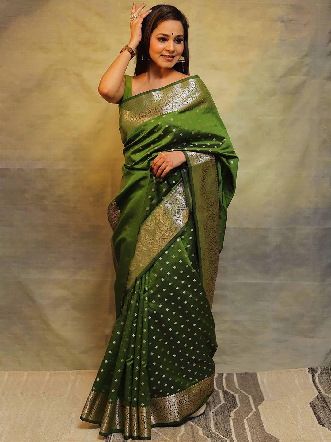 

KALINI Ethnic Motifs Zari Banarasi Saree, Green
