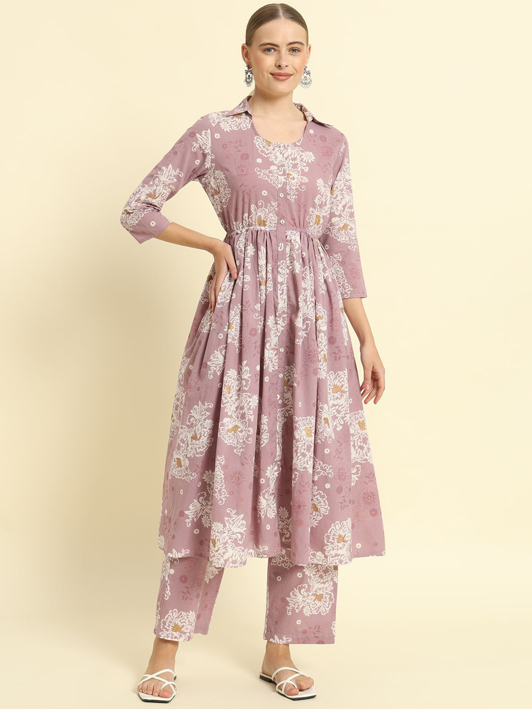

KBZ Floral Printed Empire Kurta with Palazzos, Purple