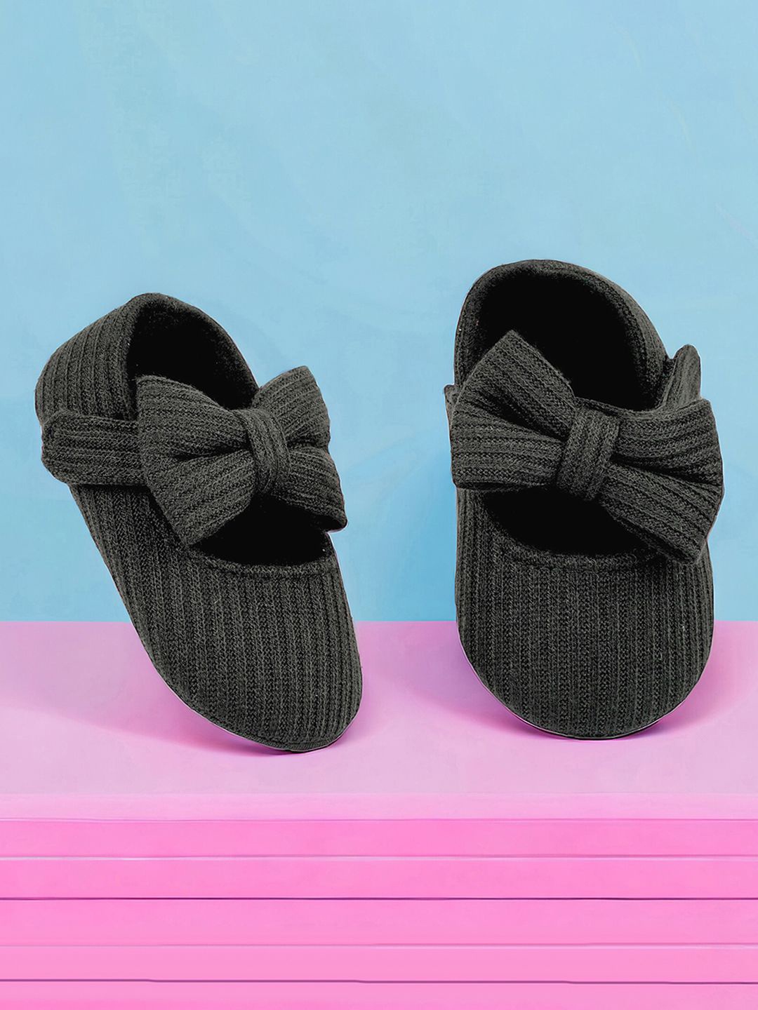 

Baby Moo Unisex Kids Cotton Booties, Black