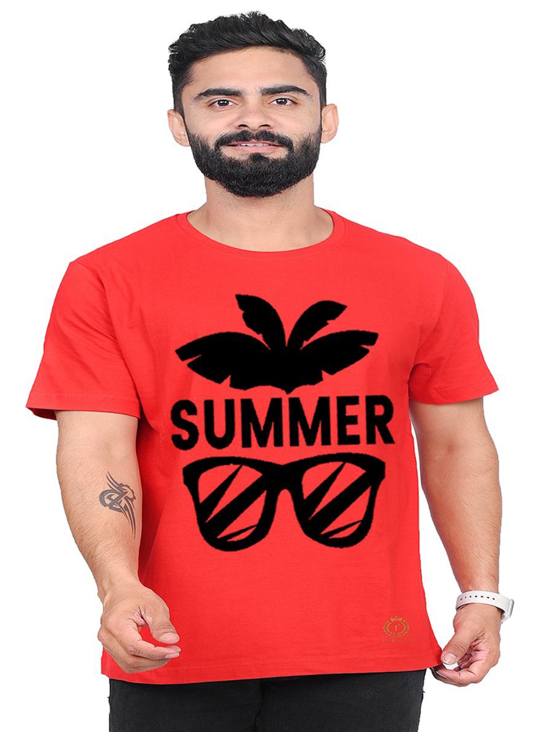 

TAJNAN Men Typography Printed Applique T-shirt, Red