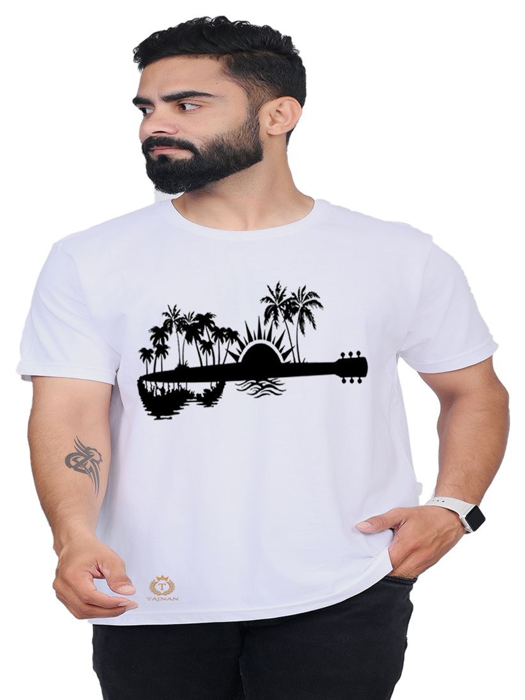 

TAJNAN Men Printed Monochrome Pockets T-shirt, White