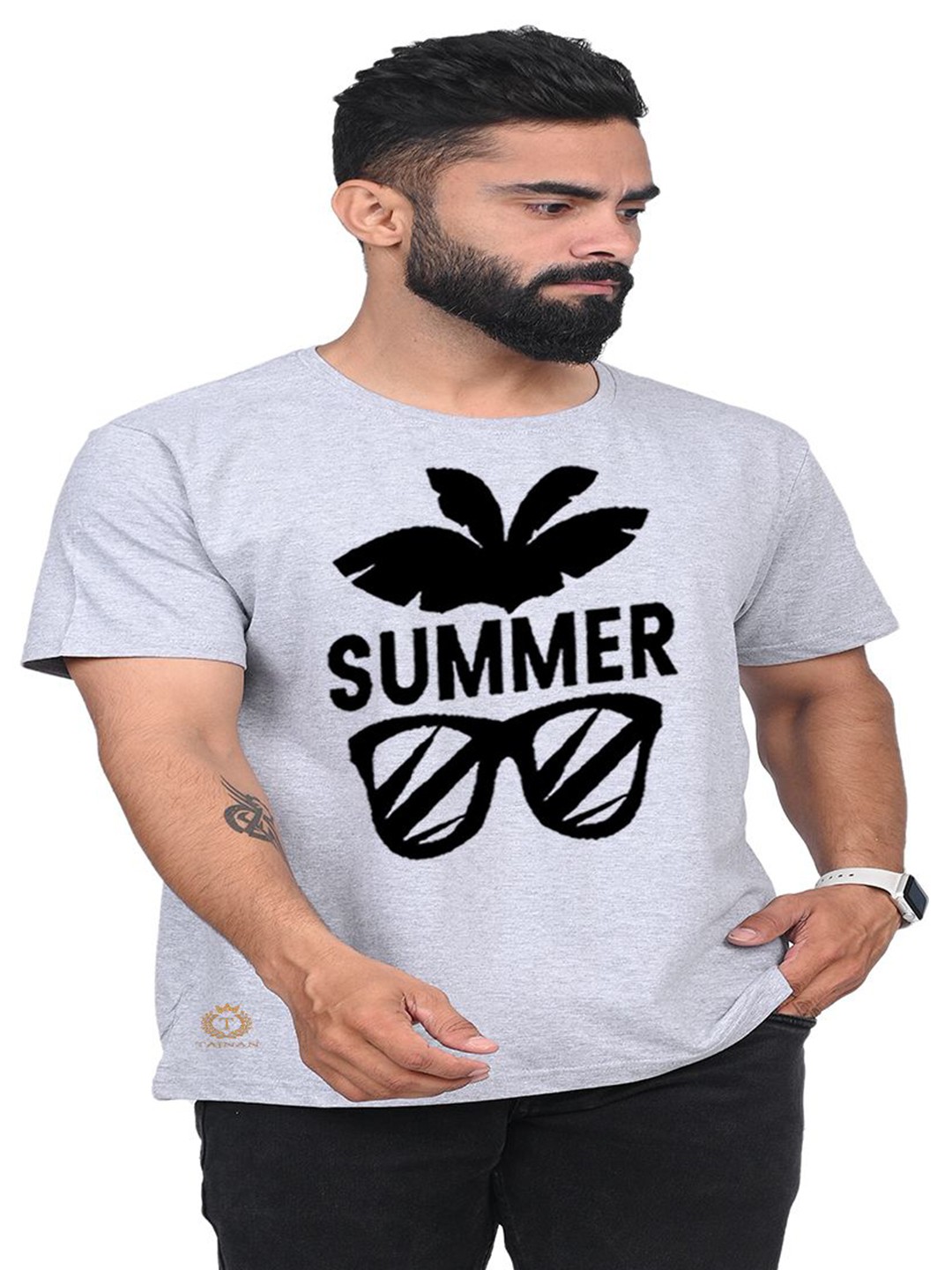 

TAJNAN Men Typography Printed Applique T-shirt, Grey