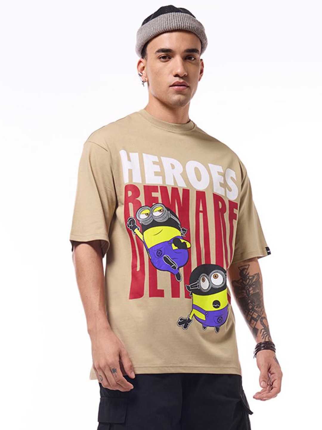 

Bewakoof Men Graphic Minions Printed Pure Cotton Oversized T-shirt, Brown
