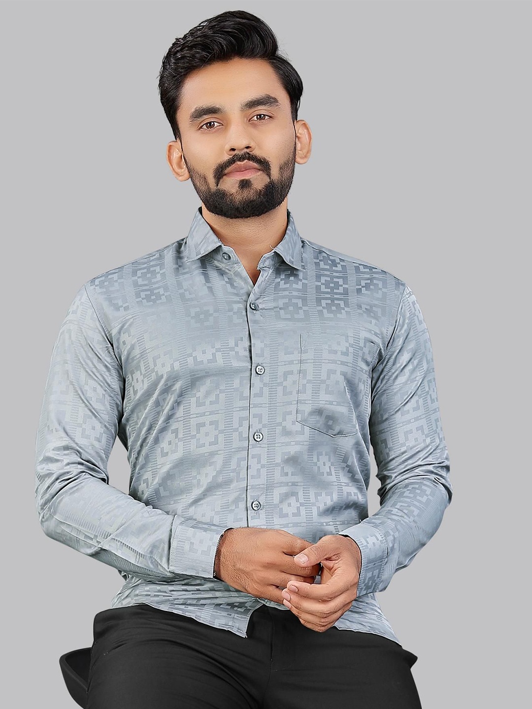

ADWYN PETER Men New Geometric Printed Spread Collar Casual Shirt, Grey