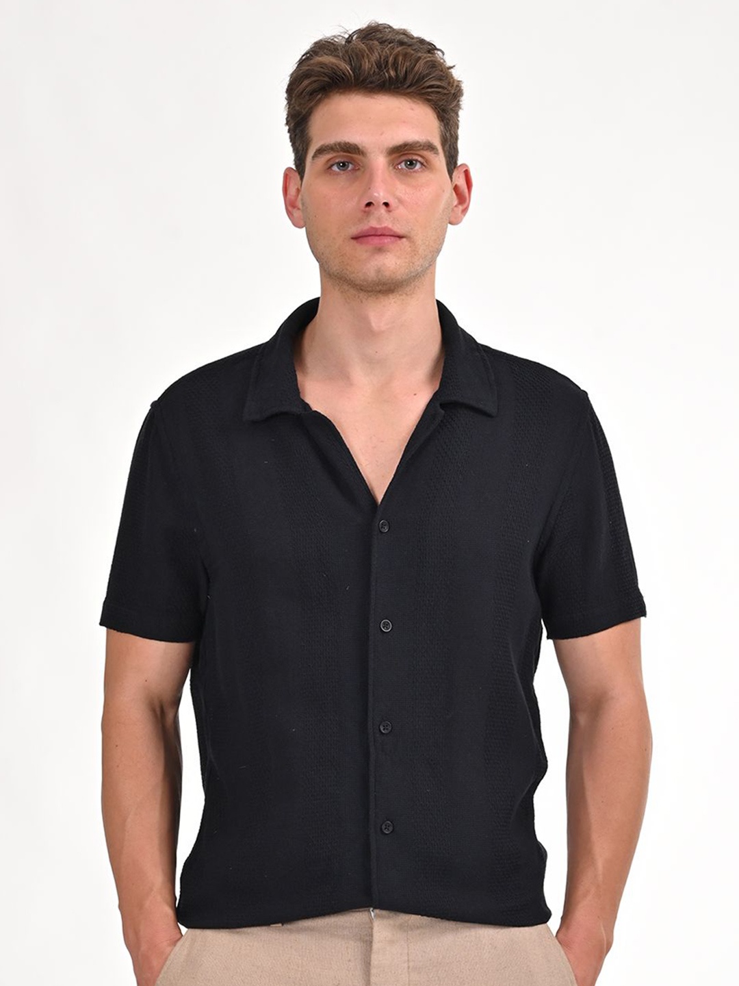

POE Men Smart Slim Fit Solid Casual Shirt, Black