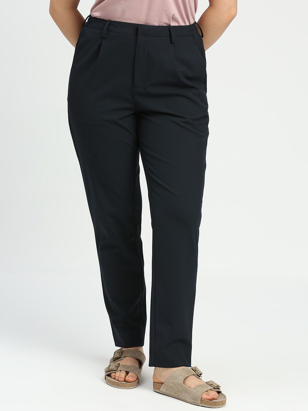 

ONEMILE Women Mid-Rise Smart Pleated Trousers, Navy blue