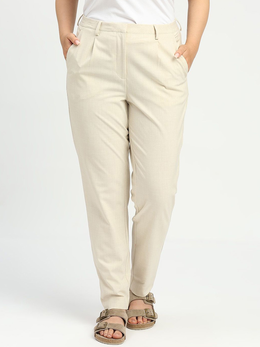 

ONEMILE Women Mid-Rise Smart Pleated Trousers, Cream