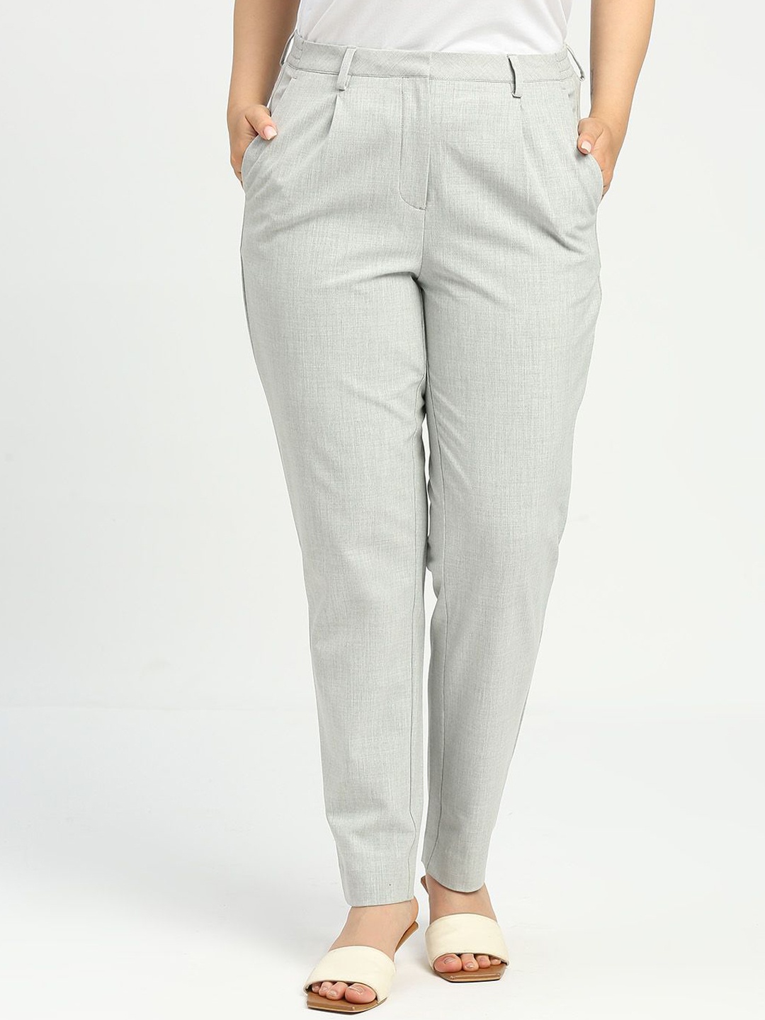 

ONEMILE Women Mid-Rise Smart Pleated Trousers, Grey