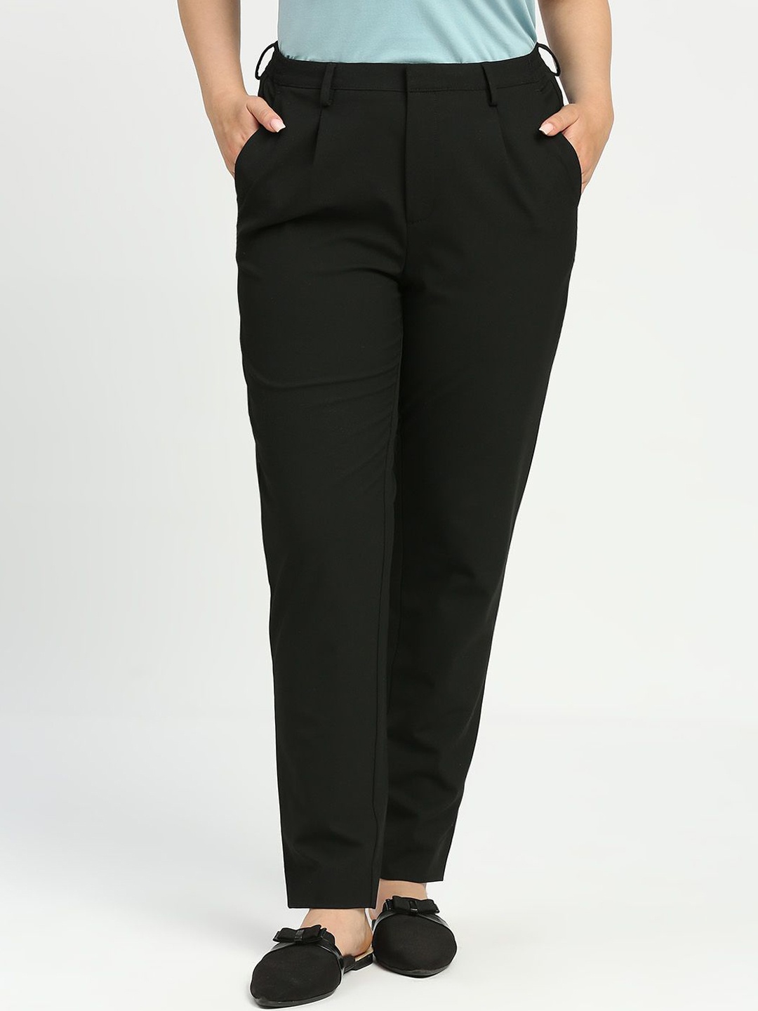 

ONEMILE Women Mid-Rise Smart Pleated Trousers, Black