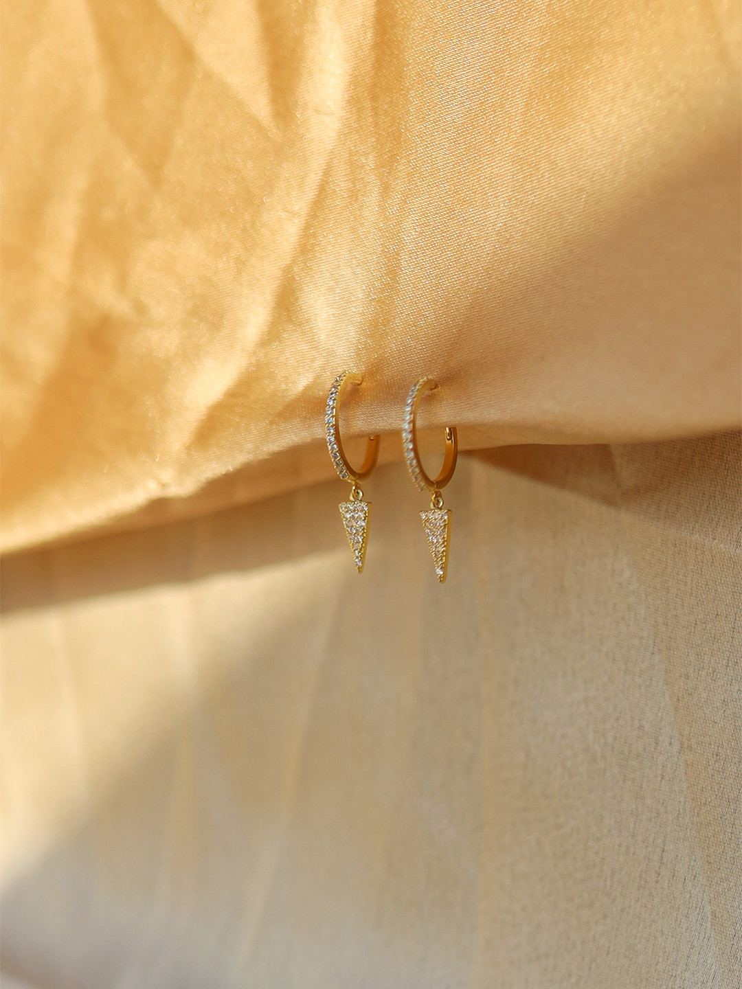 

Pefectly Average Women 18K Gold Plated Cz Huggies
