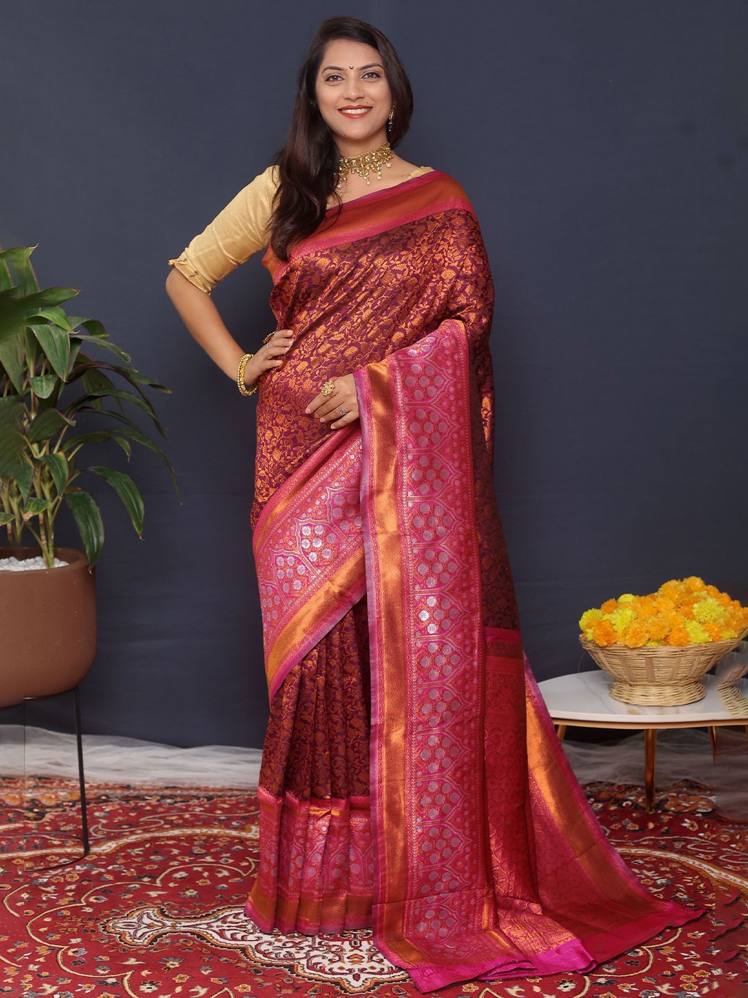 

Royal Rajgharana Saree Ethnic Motifs Zari Pure Silk Banarasi Sarees, Magenta