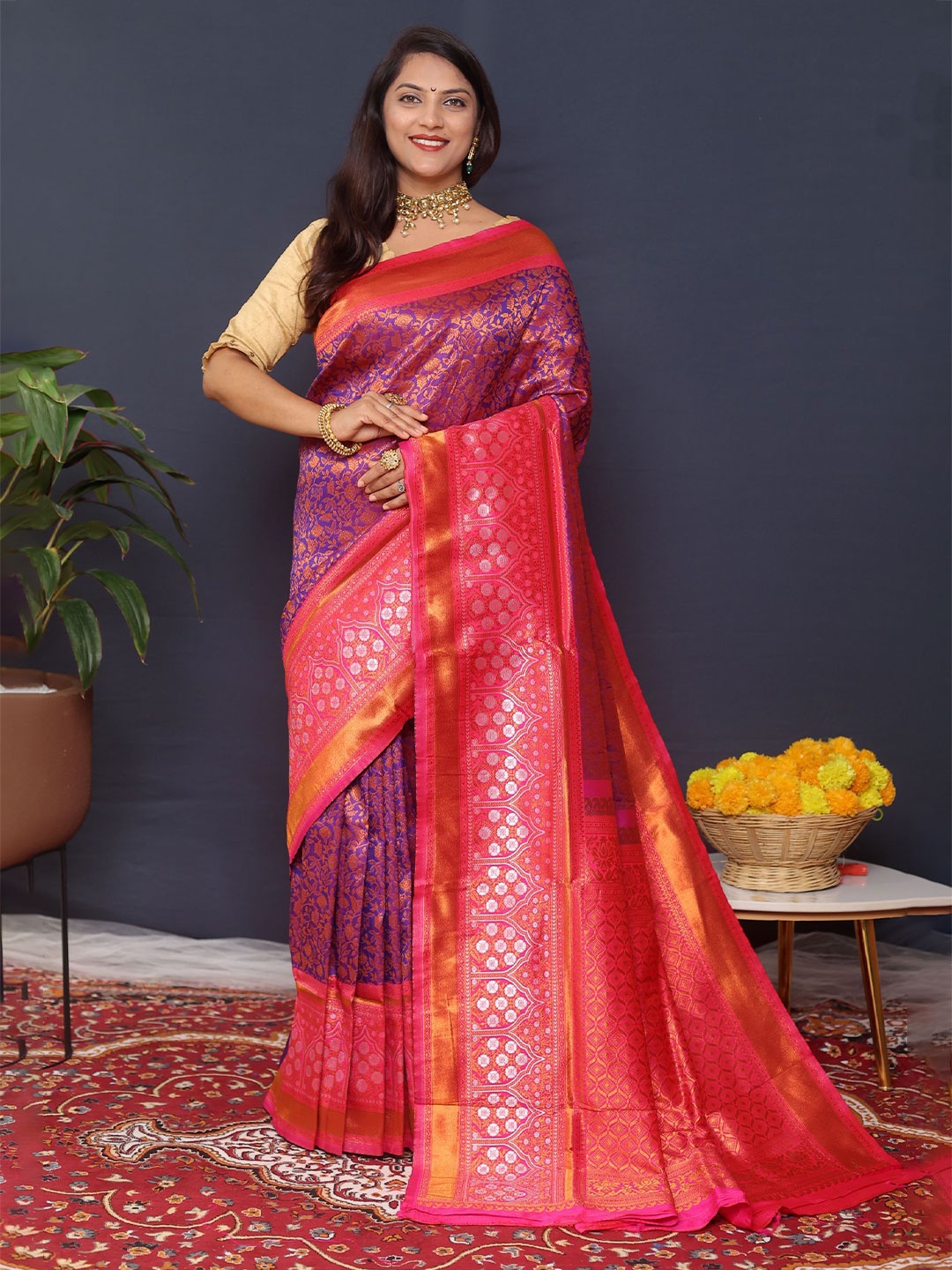 

Royal Rajgharana Saree Woven Design Zari Pure Silk Banarasi Sarees, Purple