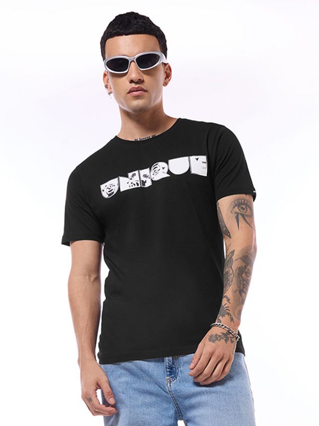 

Bewakoof Men Typography Printed Round Neck Cotton T-shirt, Black