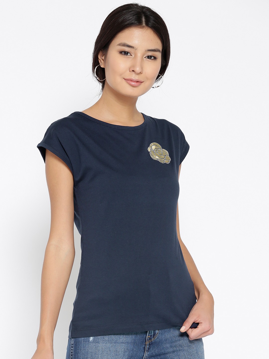 

Style Quotient Women Navy Blue Solid Round Neck T-shirt