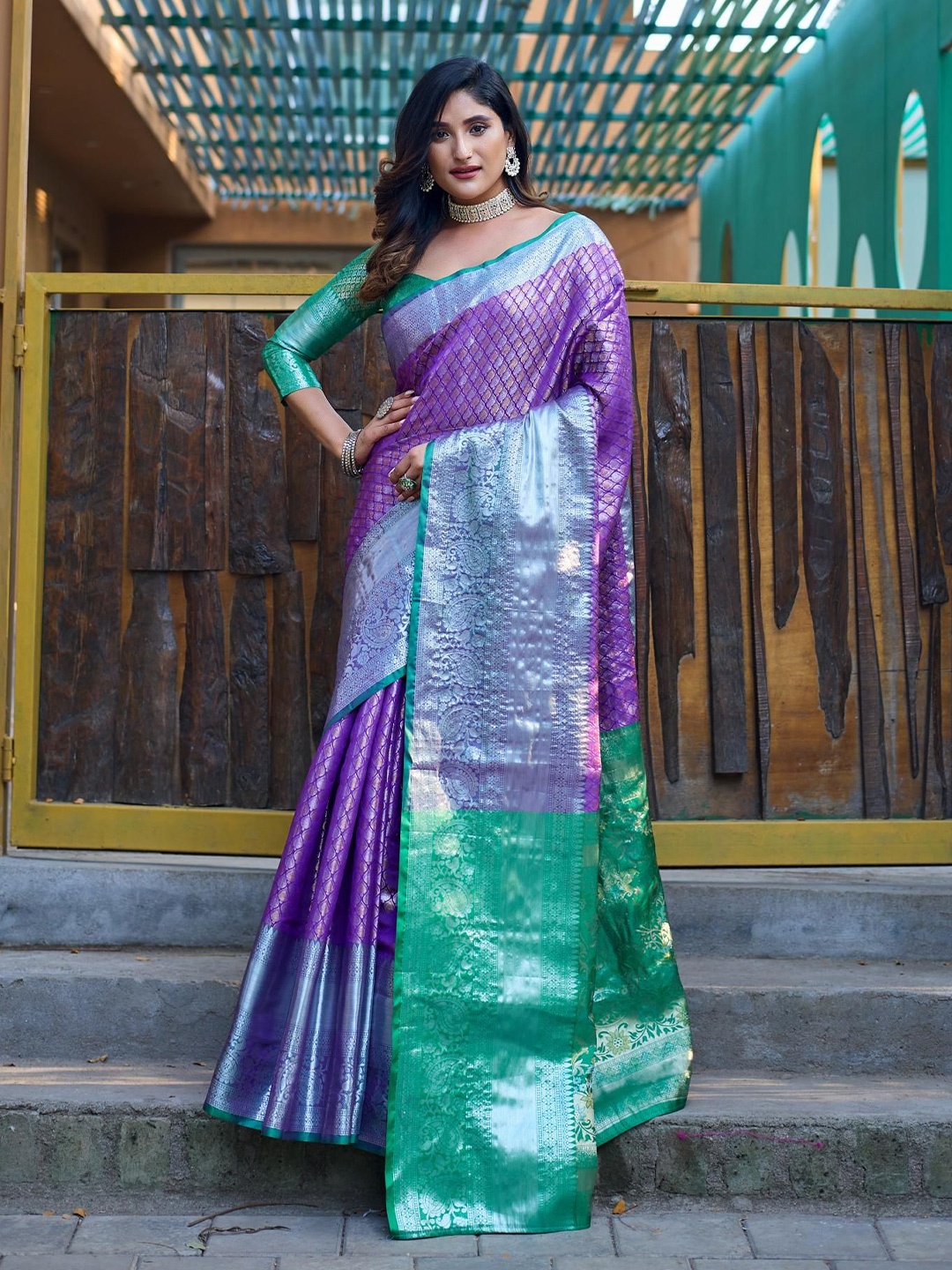 

Mitera Ethnic Motifs Zari Banarasi Saree, Purple