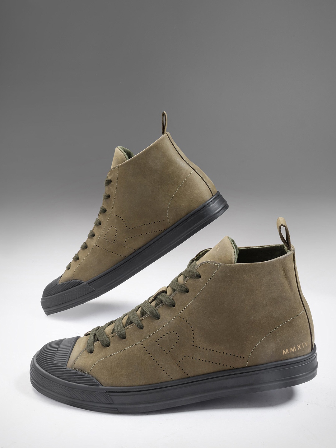 

RARE RABBIT Men Leather High-Top Sneakers, Green
