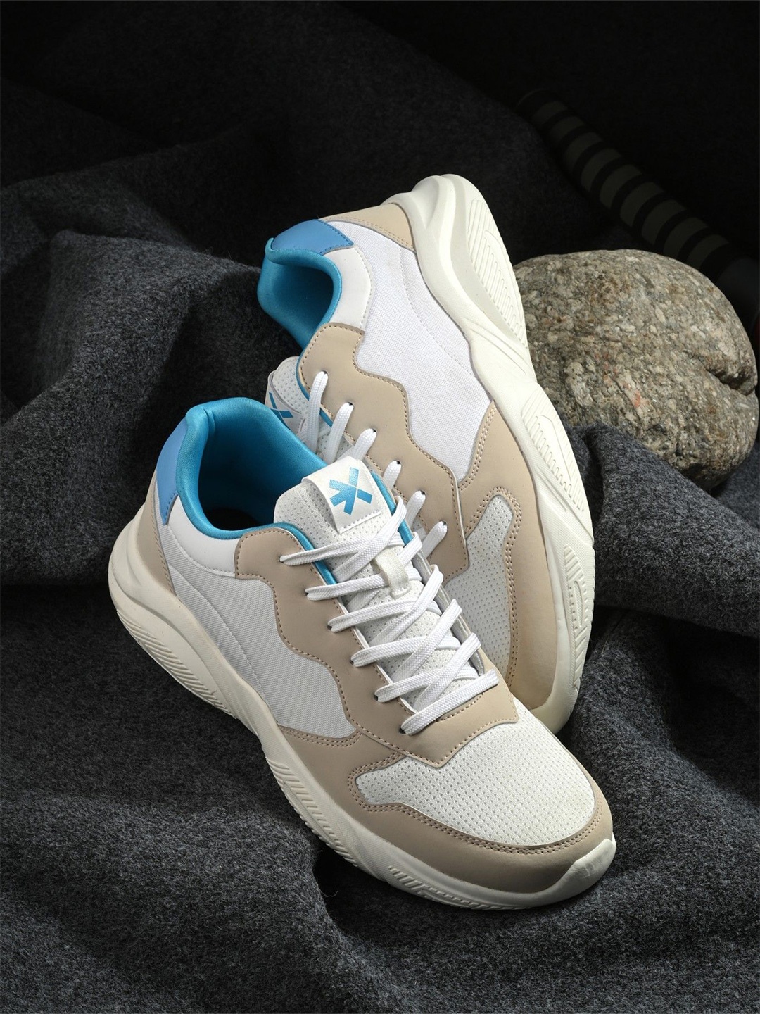 

HRX by Hrithik Roshan Men Mesh Running Non-Marking Shoes, Off white