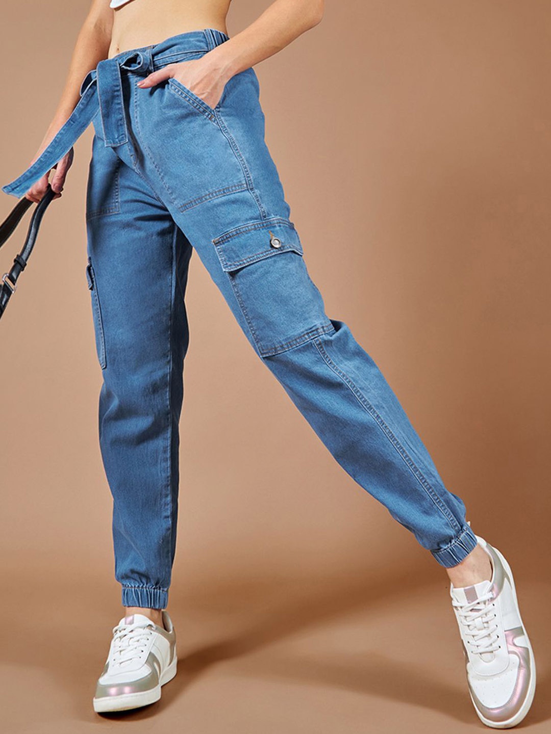 

DOLCE CRUDO Regular Lightweight High rise Regular Stretchable Denim Joggers, Blue