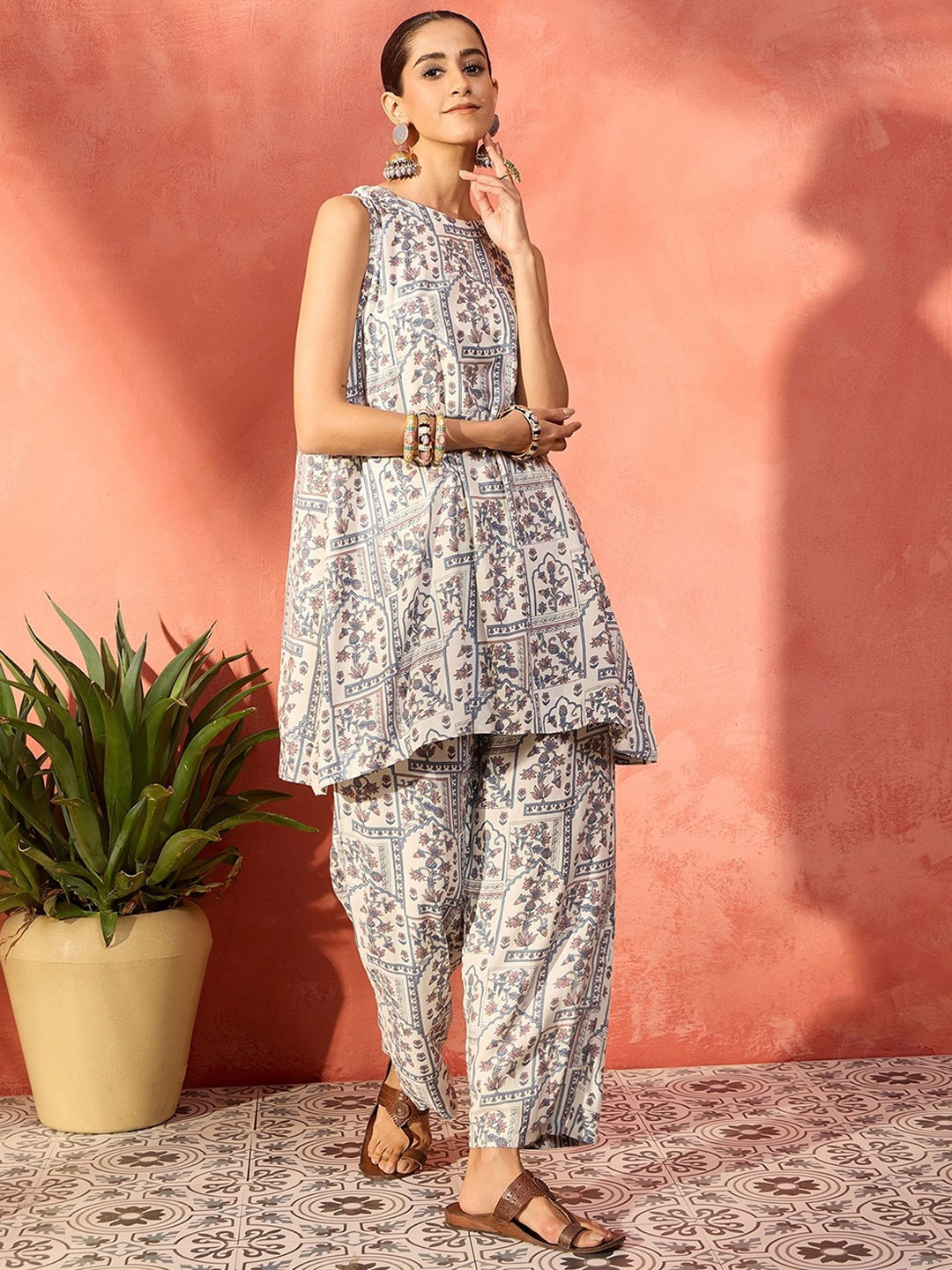 

InWeave Ethnic Motifs Printed A-Line Kurti with Trousers, Beige