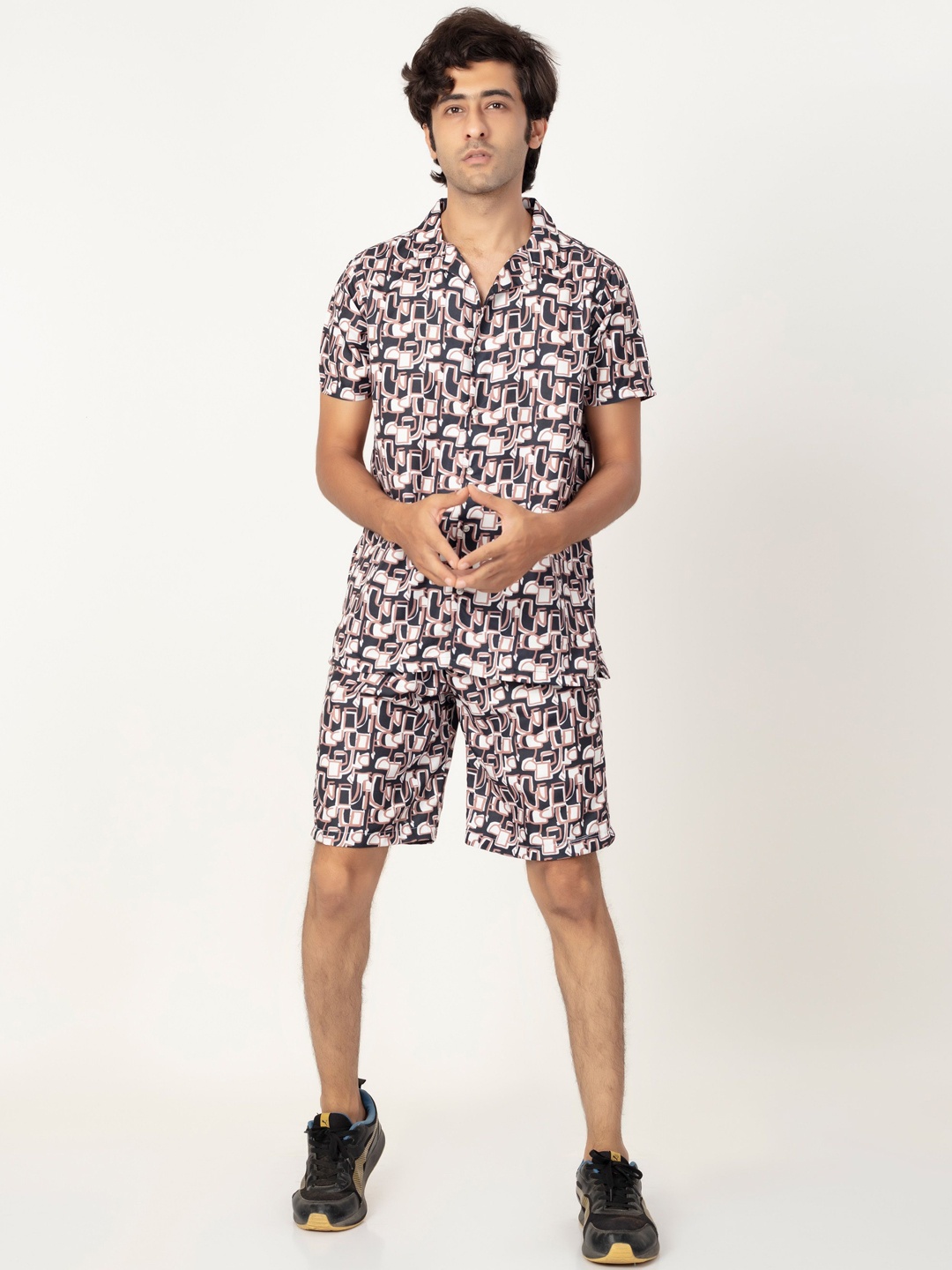 

Gavin Paris Printed Shirt & Shorts Co-Ords, Black