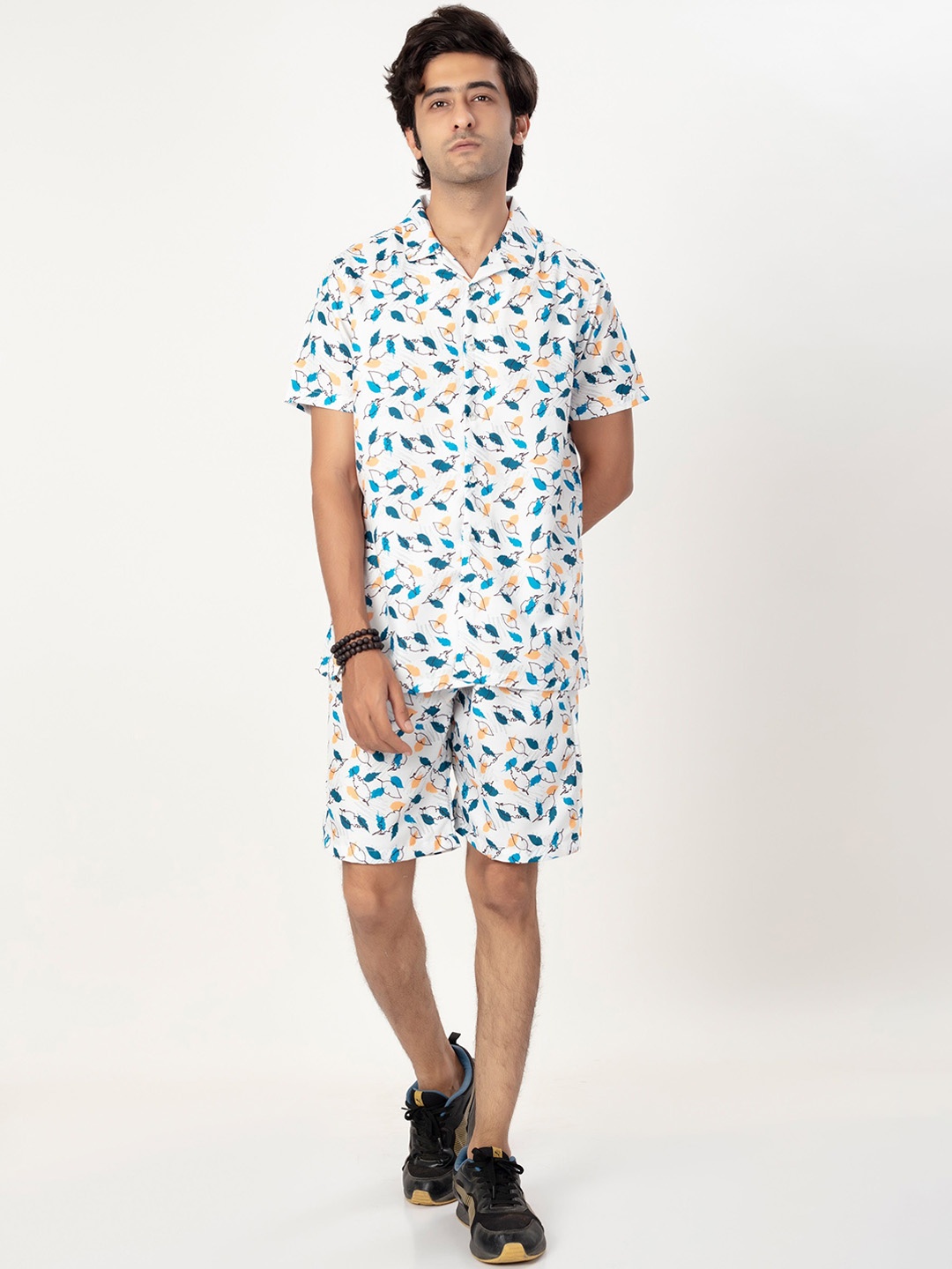 

Gavin Paris Printed Shirt & Shorts Co-Ords, White