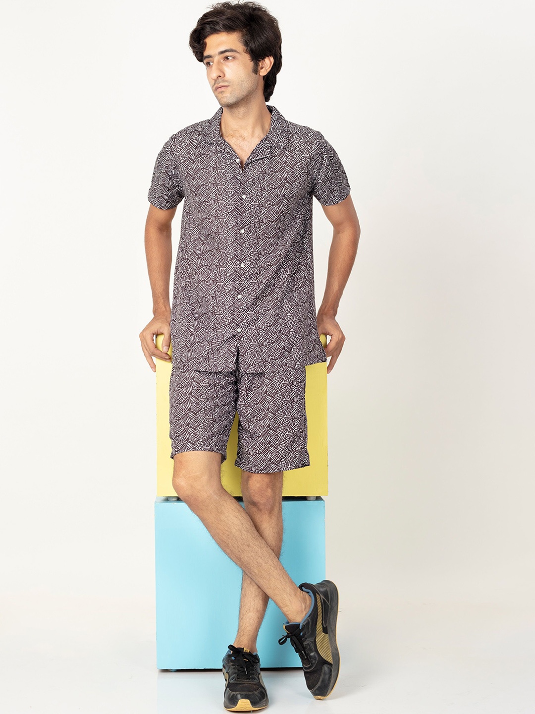 

Gavin Paris Printed Shirt & Shorts Co-Ords, Brown