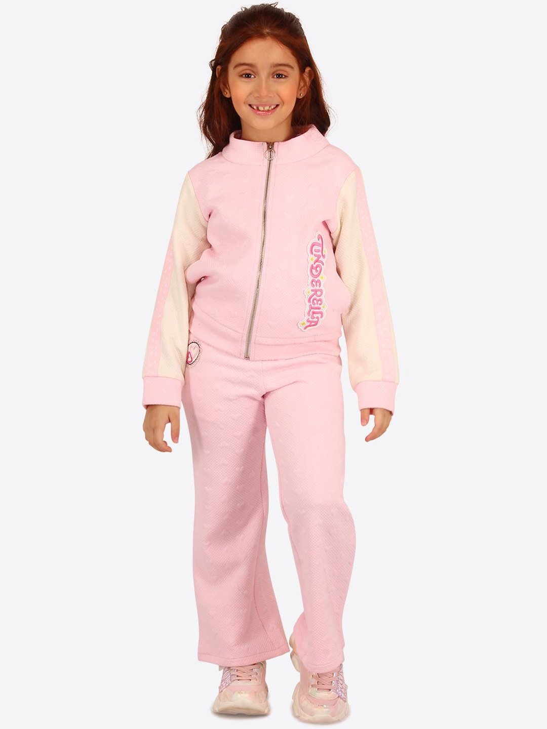 

CUTECUMBER Girls Textured Tracksuit, Pink