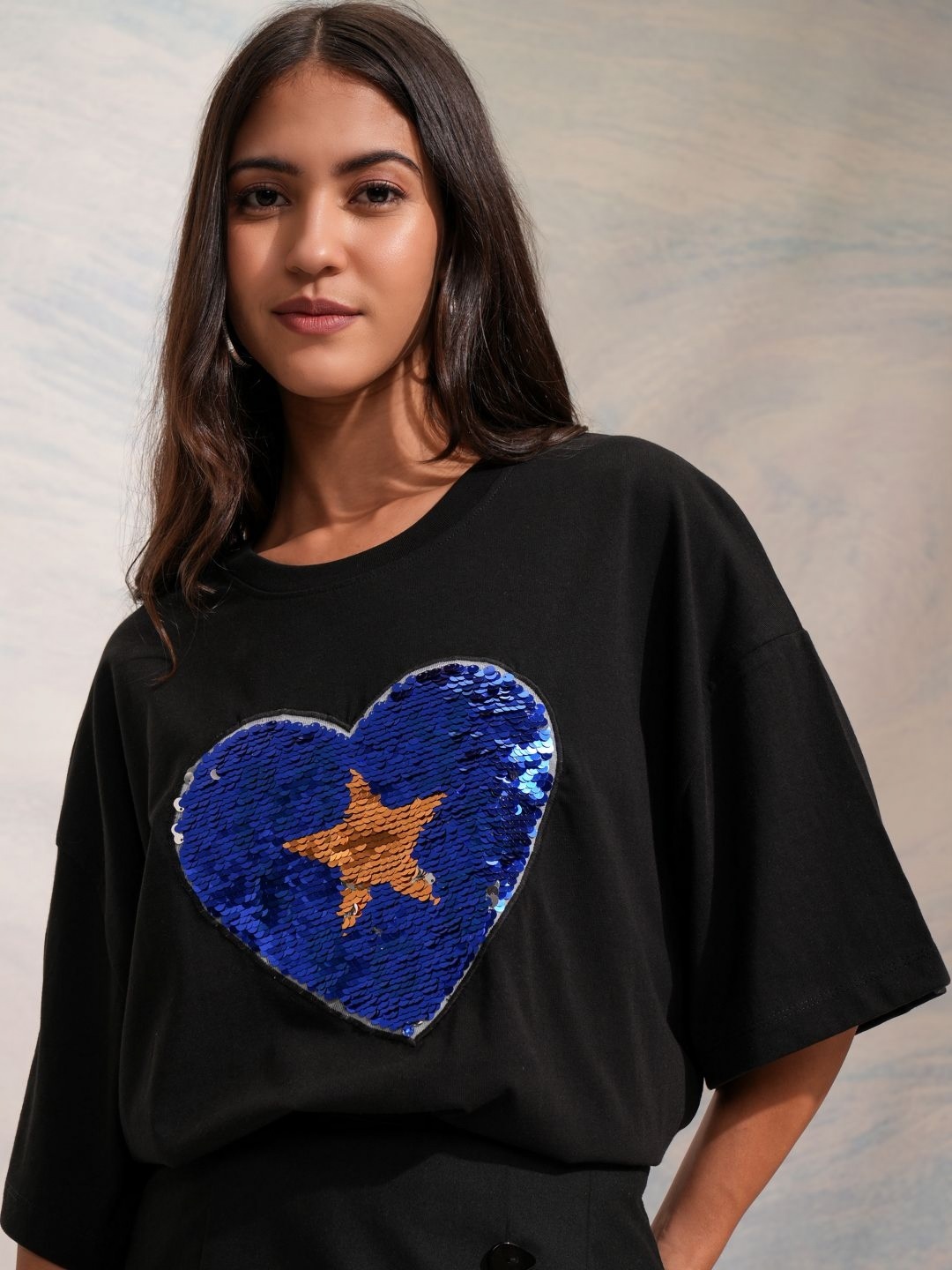 

Street By Tokyo Talkies Women Sequinned Embellished Oversized Tshirt, Black