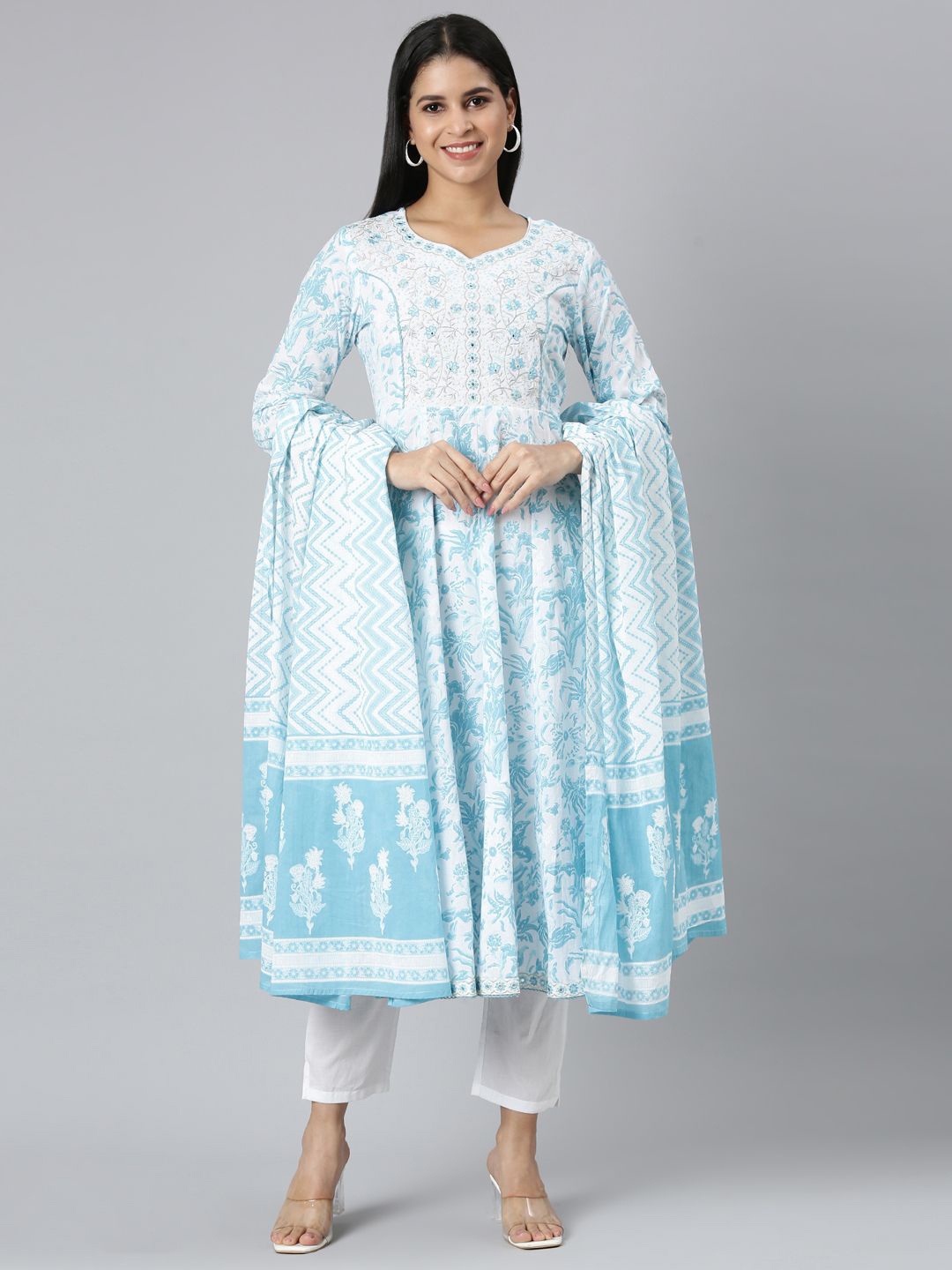 

Neerus Floral Printed Jute Cotton A-Line Kurta With Trousers & Dupatta, Blue