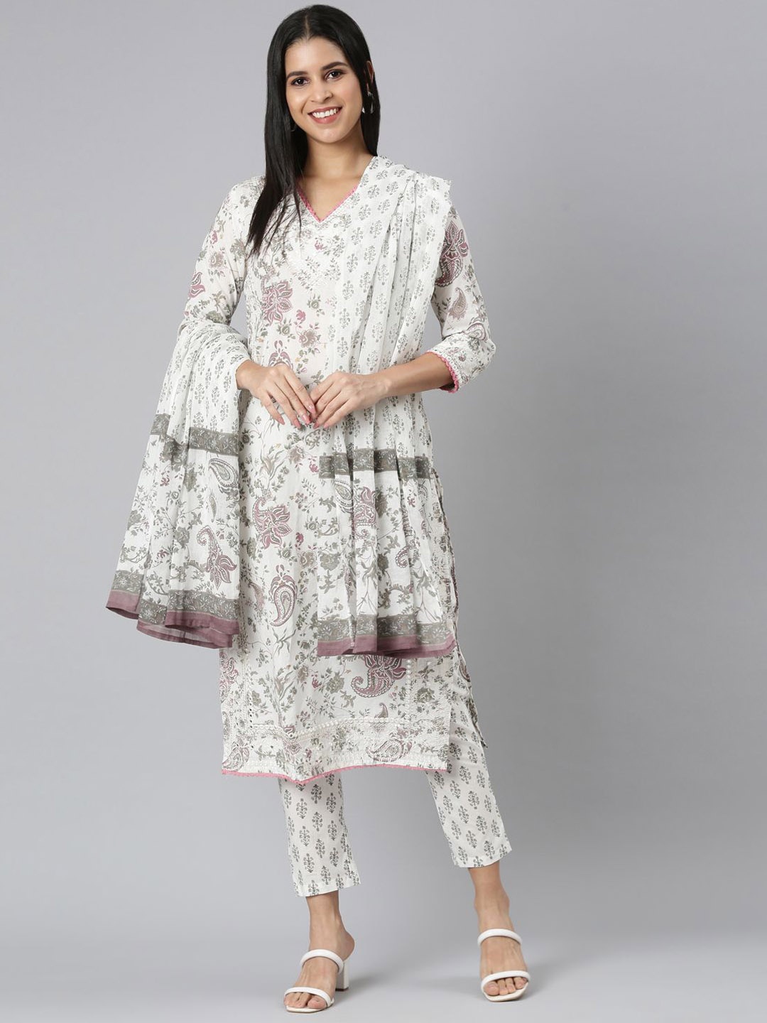 

Neerus Floral Printed Thread Work Jute Cotton Straight Kurta With Trousers & Dupatta, Lavender