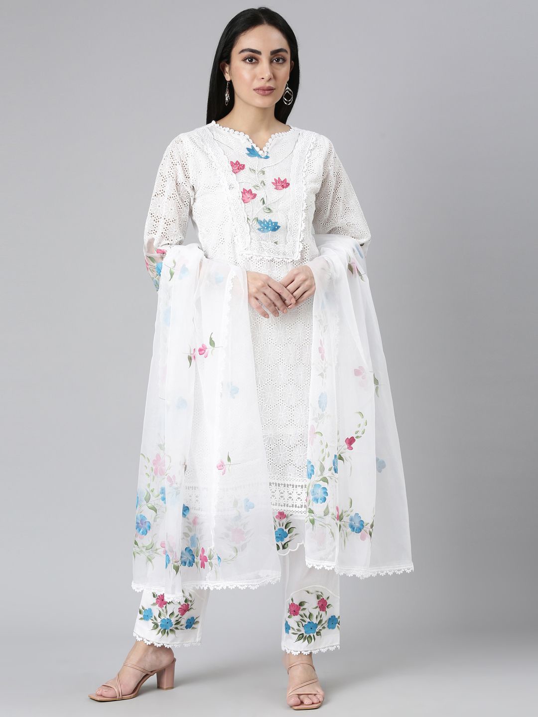 

Neerus Floral Embroidered Jute Cotton Straight Kurta with Trousers & Dupatta, Off white