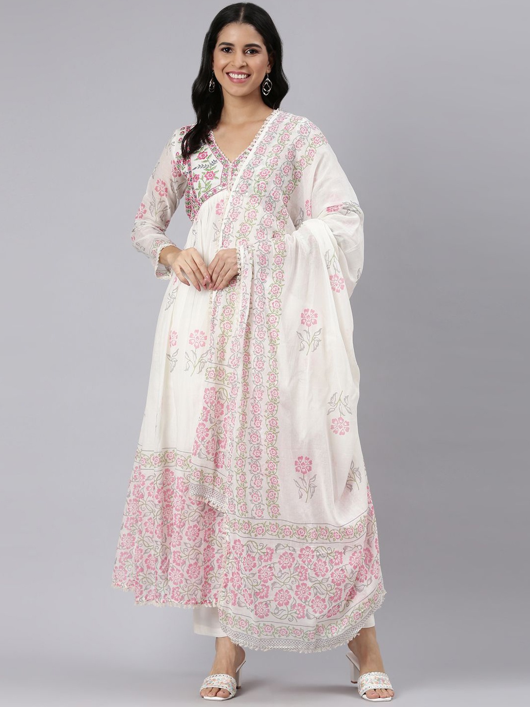 

Neerus Floral Printed Jute Cotton Anarkali Kurta with Palazzos & Dupatta, Cream